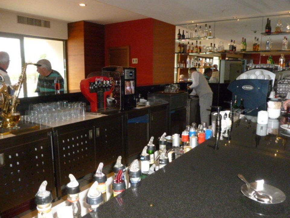 Bar principal 24h/24 Arum Barut Collection