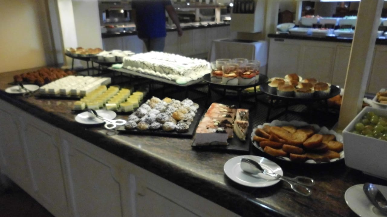 Buffet vom Feinsten Fuerte Conil-Resort