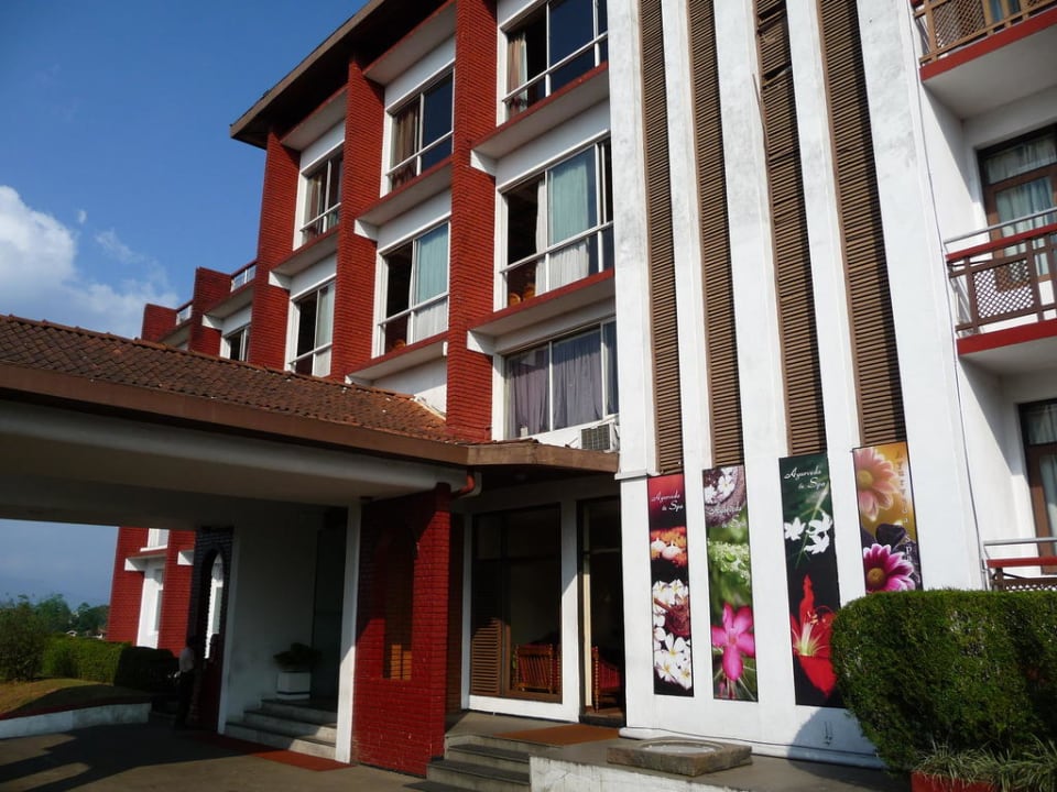 Der Hoteleingang Hotel Topaz