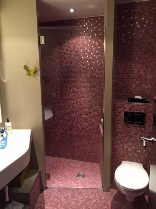 Bad 25hours Hotel Zürich West