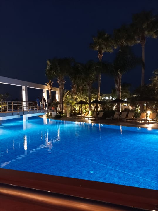 Pool Blue Lagoon Resort