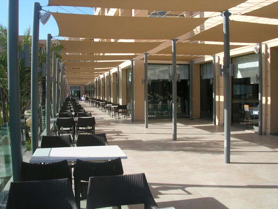 Der Weg zum Restaurant Hotel Rosa Beach