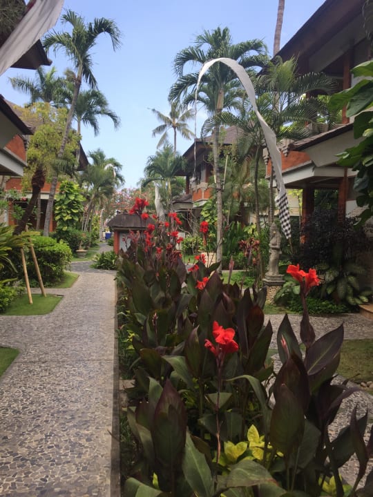 Gartenanlage Bali Mandira Beach Resort & Spa
