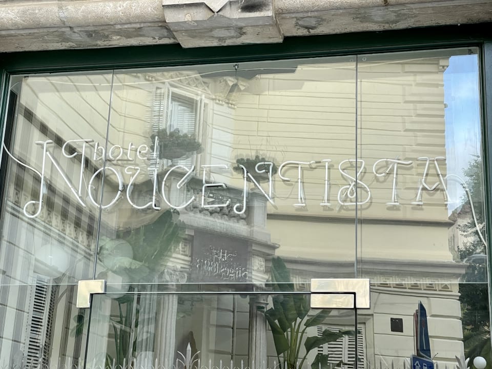 Außenansicht Hotel Noucentista