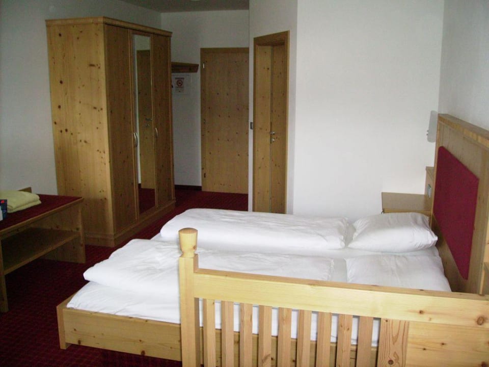 Zimmer Dolomiti feldthurnerhof vinum-natur-relax