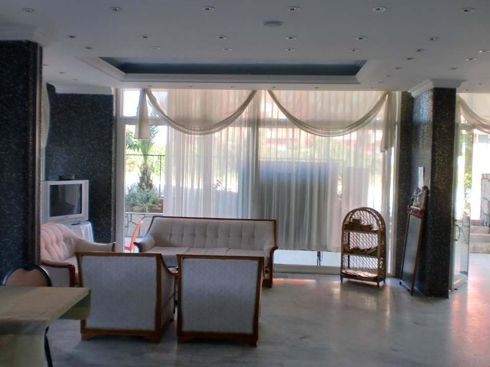 Lounge im Lobbybereich Semt Luna Beach Hotel
