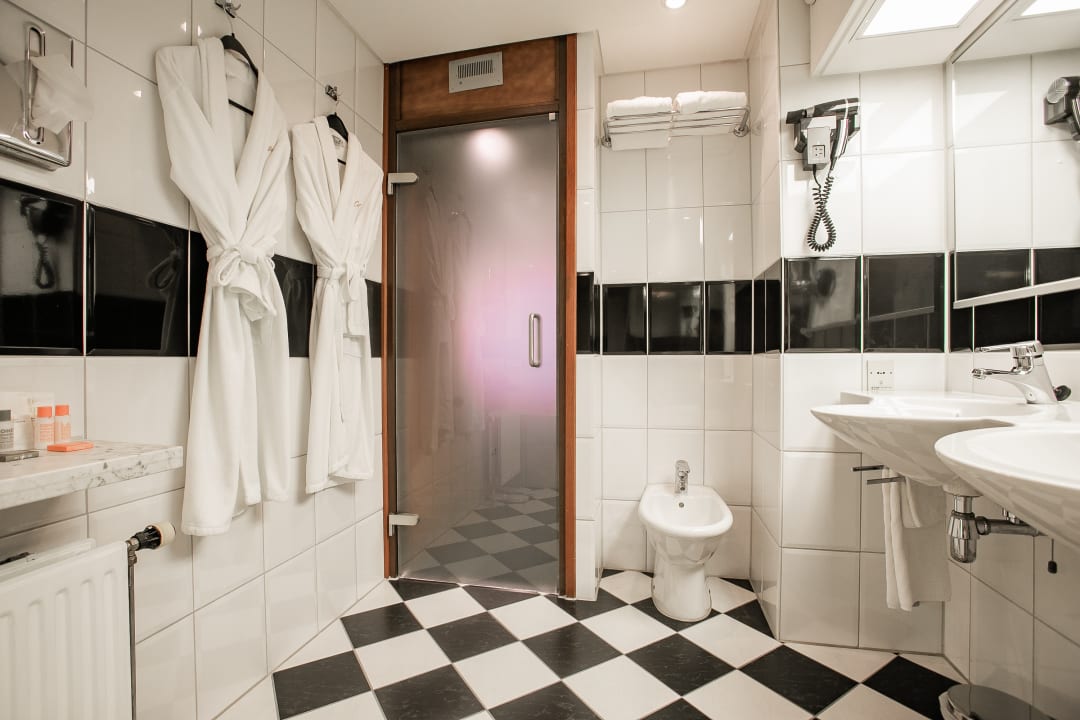 Zimmer Golden Tulip Hotel Central