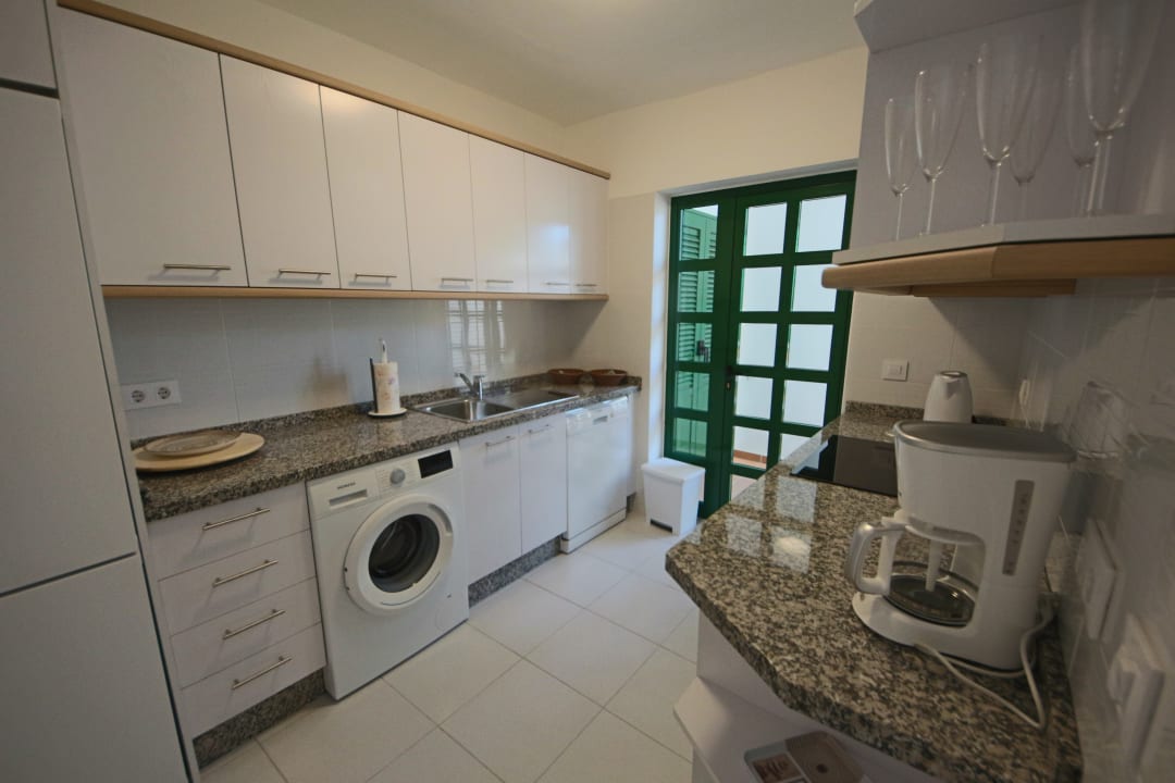 Zimmer IVV.SL Ferienhaus Vieja 9