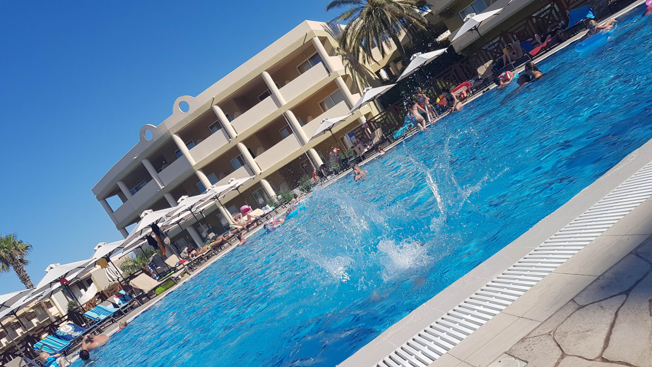 Pool Hotel Kalithea Mare Palace