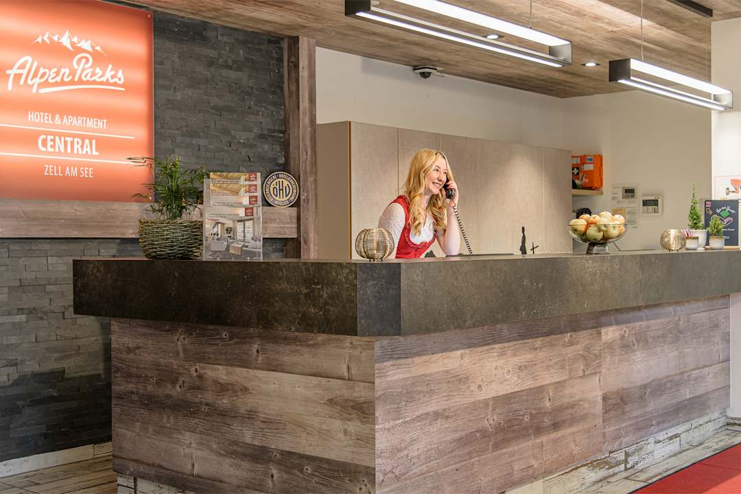 Lobby AlpenParks Hotel & Apartment Central