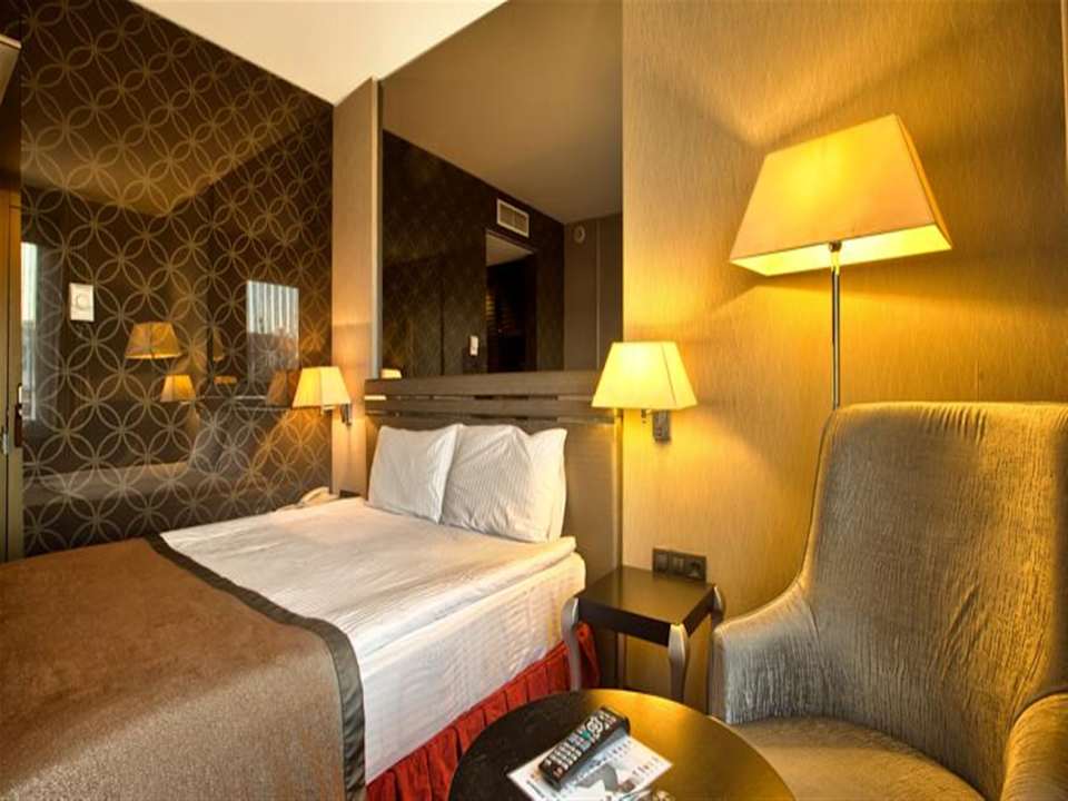 Zimmer Hotel Niza Park