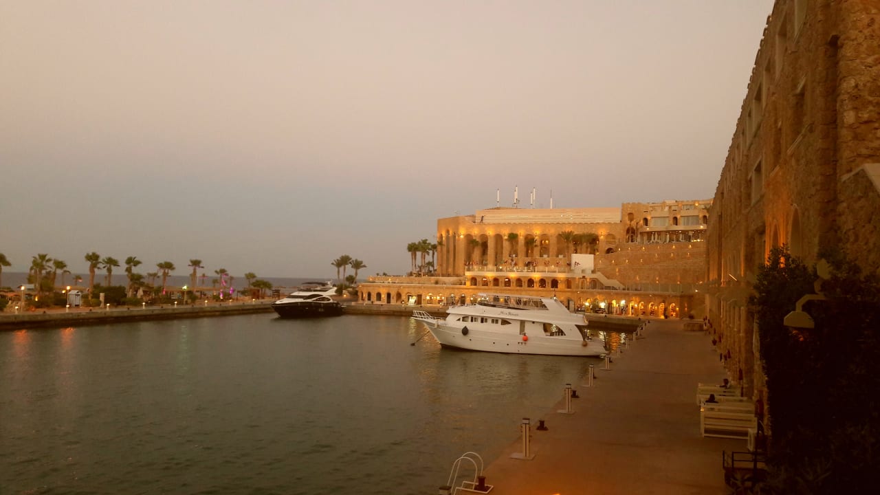 Außenansicht Pickalbatros Citadel Resort