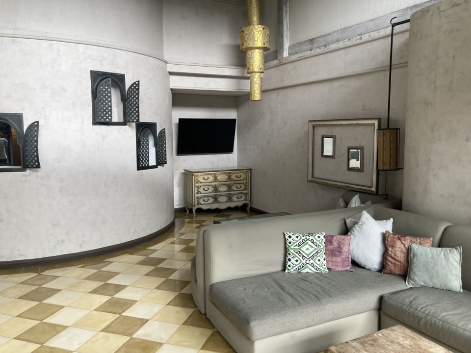 Zimmer Space at Bali Villas