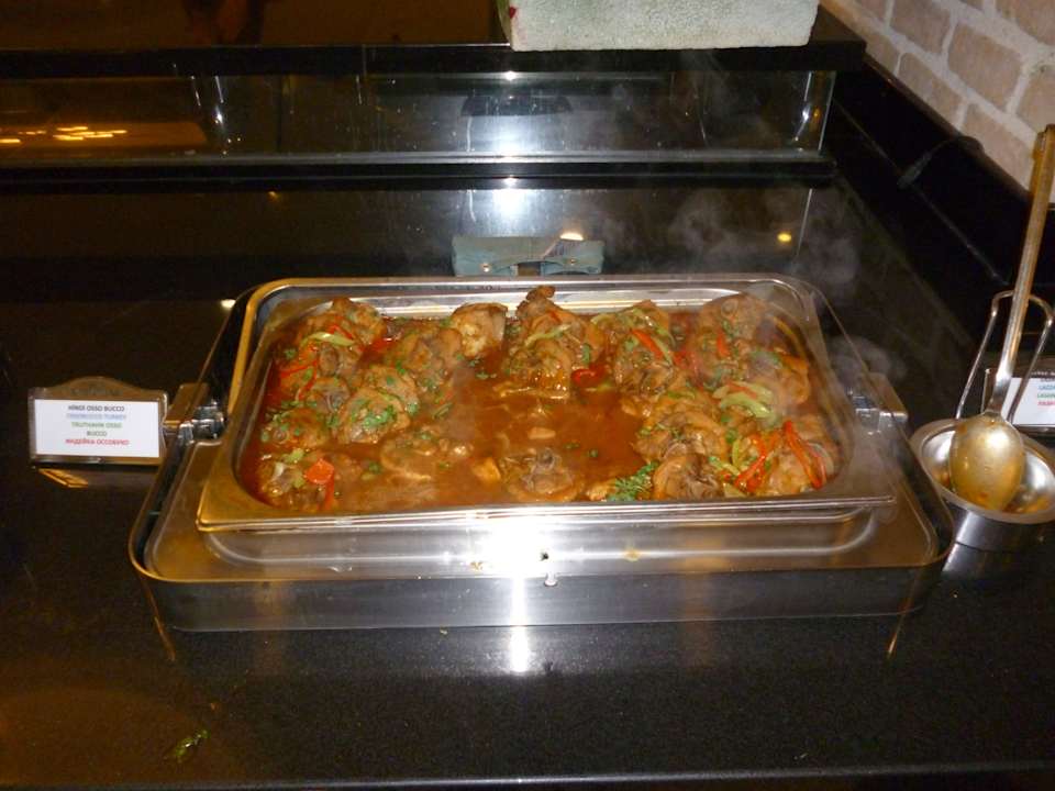 Das Buffet am Abend. Hotel Delphin Imperial