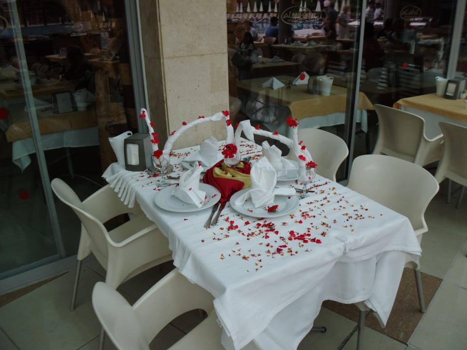 Geschmückter Tisch Alaiye Resort & Spa