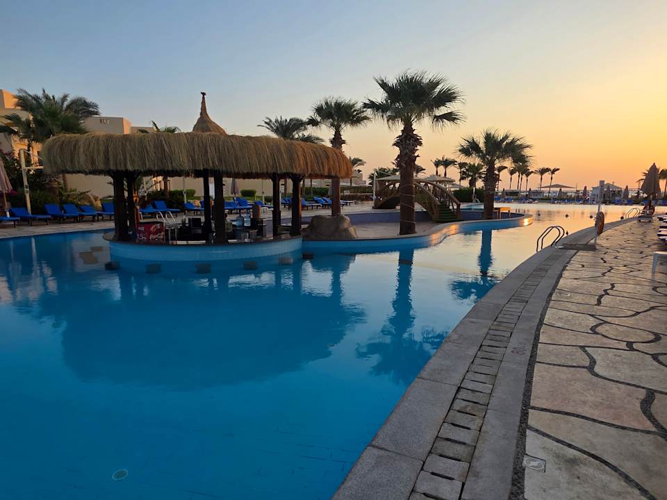 Pool Sataya Resort Marsa Alam