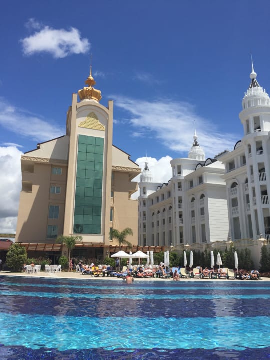 Poolanlage Well Palace Side