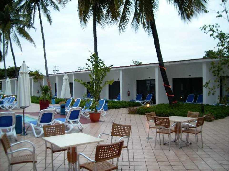 Terrasse Hotel Jagua Affiliated by Meliá