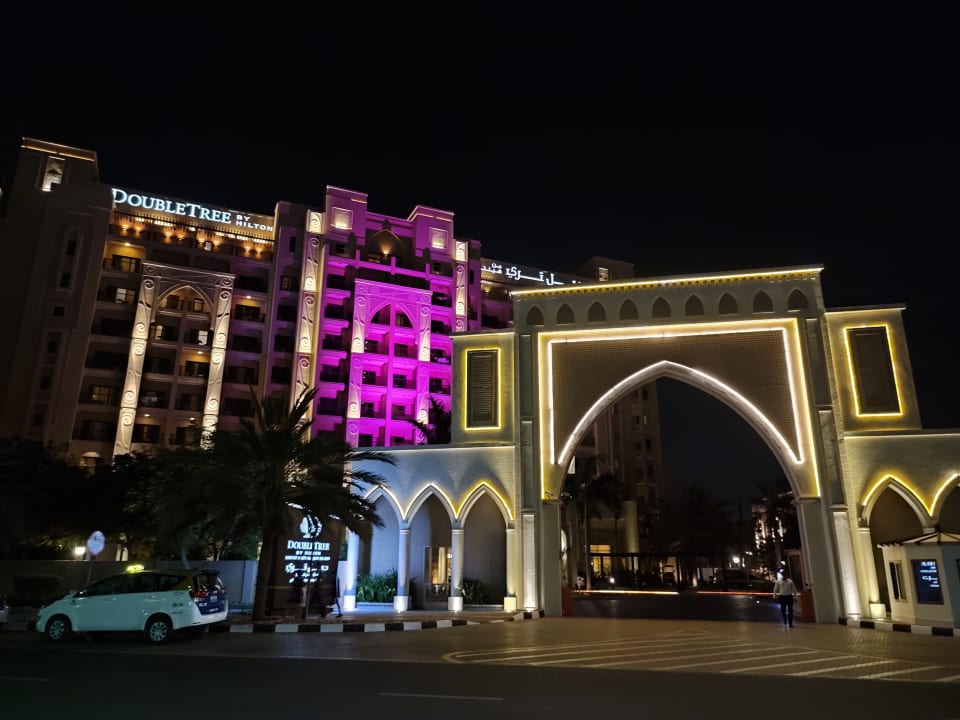 Außenansicht DoubleTree by Hilton Resort & Spa Marjan Island