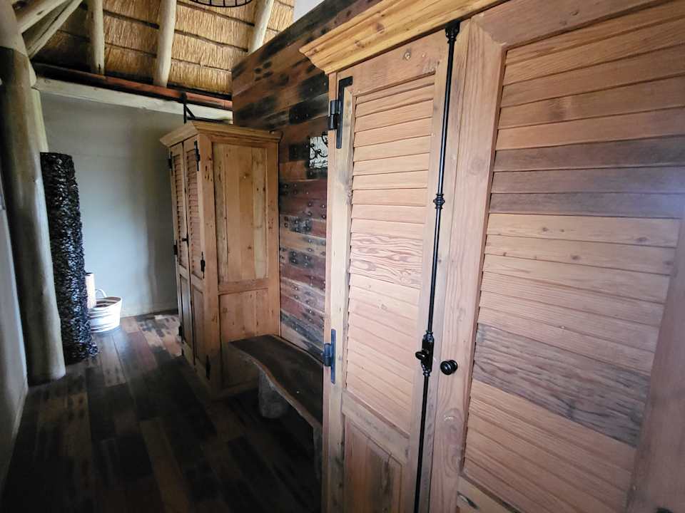 Zimmer Sitatunga Private Island