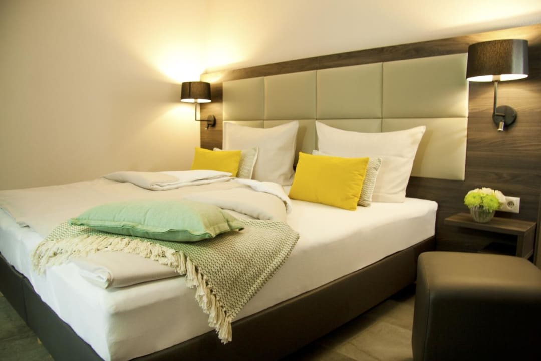 Zimmer Hotel Am Moosrain Garni