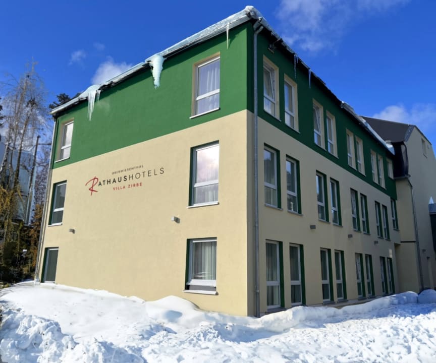 Außenansicht Rathaushotels Oberwiesenthal