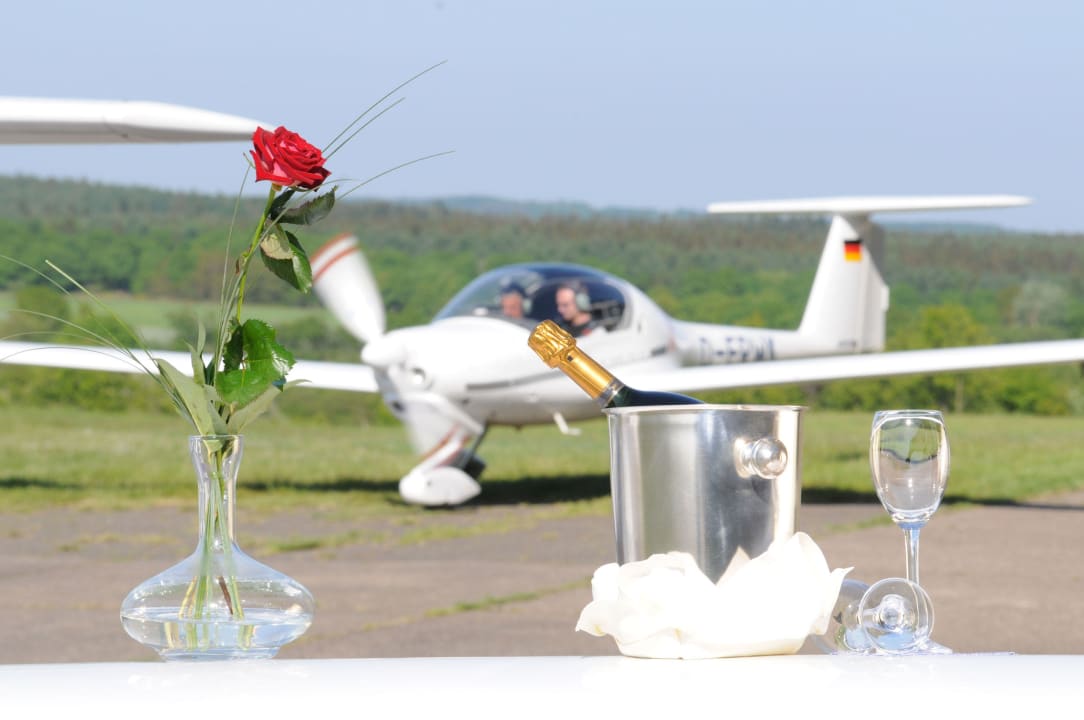  Rundflug mit dem Hotelchef  Ringhotel Landhaus Gardels  St