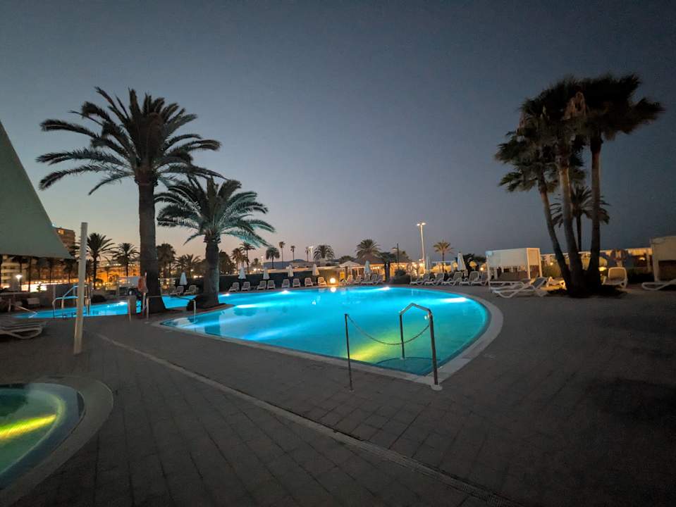 Außenansicht Hipotels Mercedes