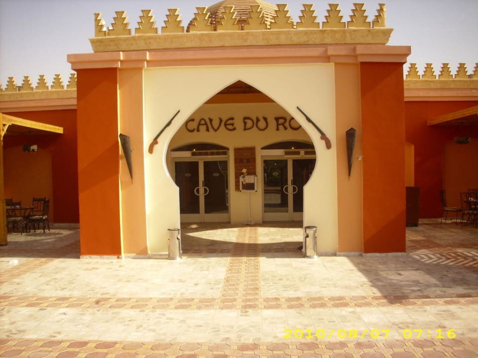 Eingang zum Hauptrestaurant Pickalbatros Alf Leila Wa Leila Resort - Neverland Hurghada