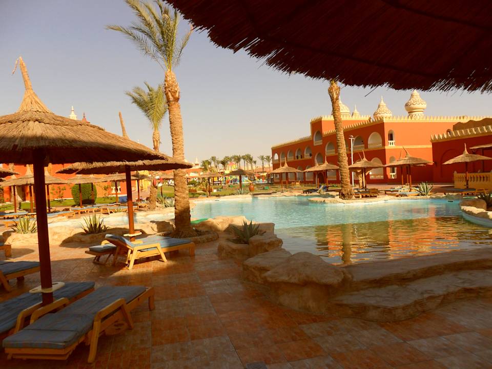 Non-Aktiv Pool Pickalbatros Alf Leila Wa Leila Resort - Neverland Hurghada