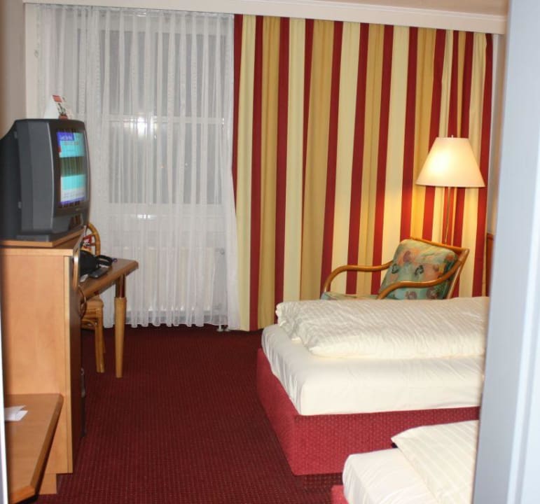 Zimmer Twin Bett Roomingtons Hotel Kaiserhof