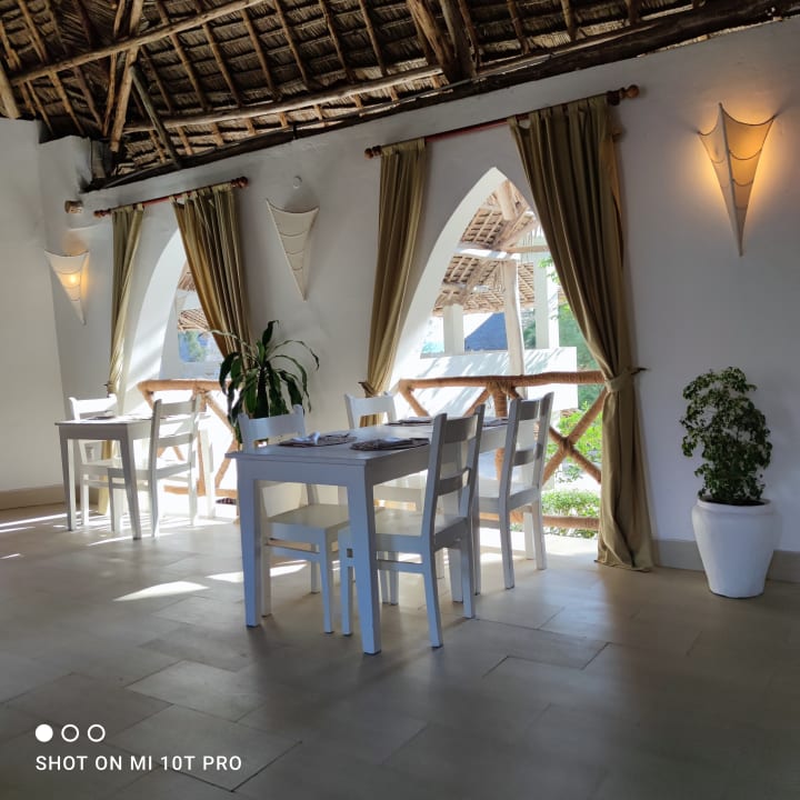 Gastro Hotel Dhow Inn