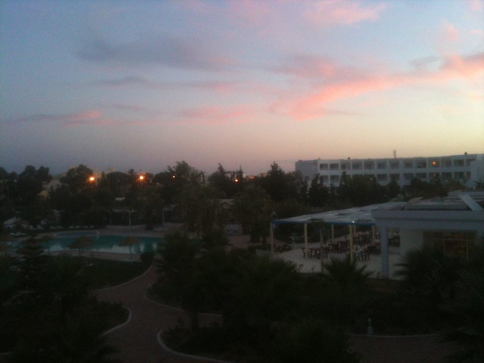 Sonnenaufgang Cyclamens Mechmoum Hotel & Spa
