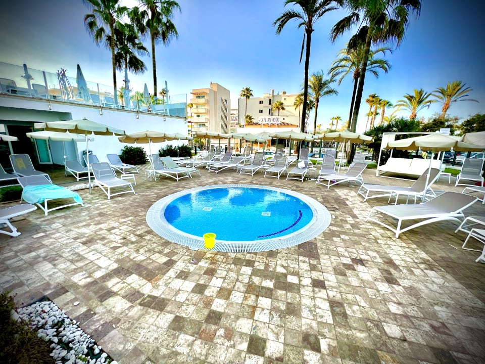 Pool CM Playa del Moro