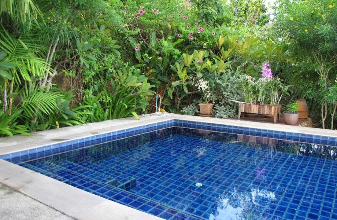 Pool im Garten Ban Tai Villa
