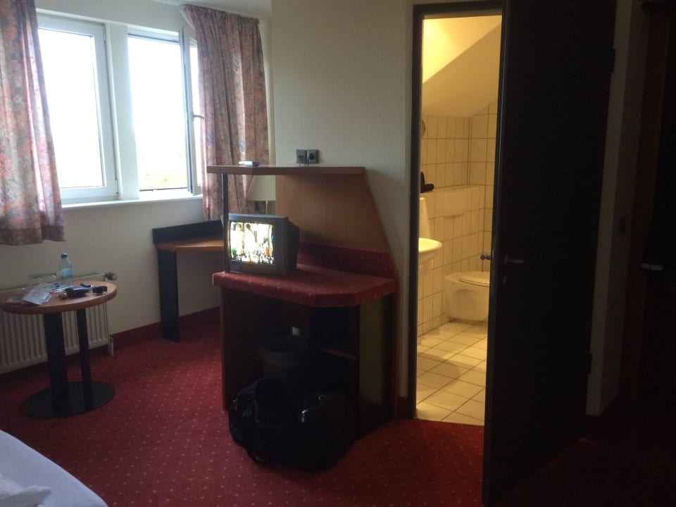Man beachte den Fernseher!  Hotel Amadeus ROYAL Berlin