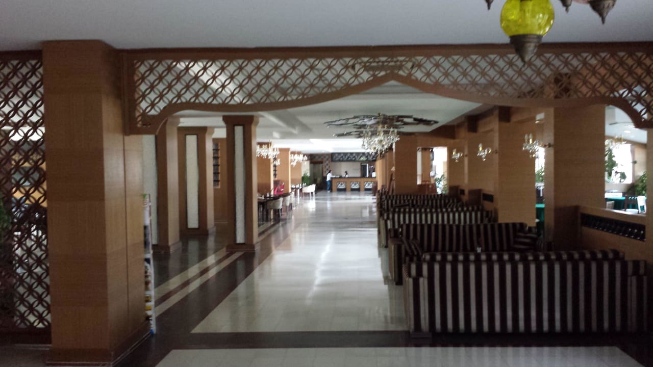 Lobby Seaden Corolla Hotel