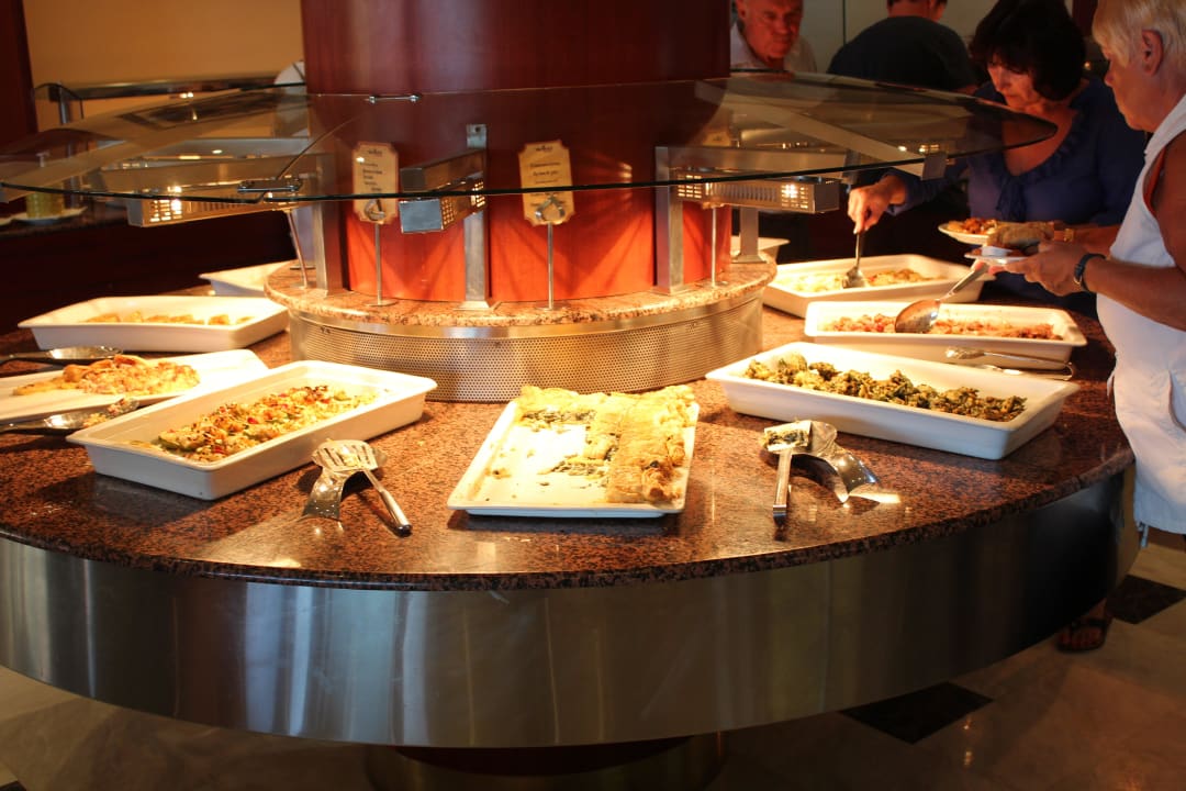 Warmes Buffet Vantaris Luxury Beach Resort