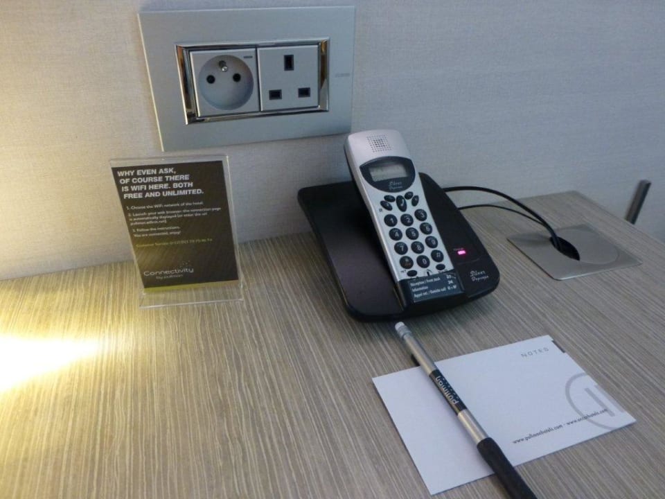 Schreibtisch Hotel Pullman Toulouse Centre