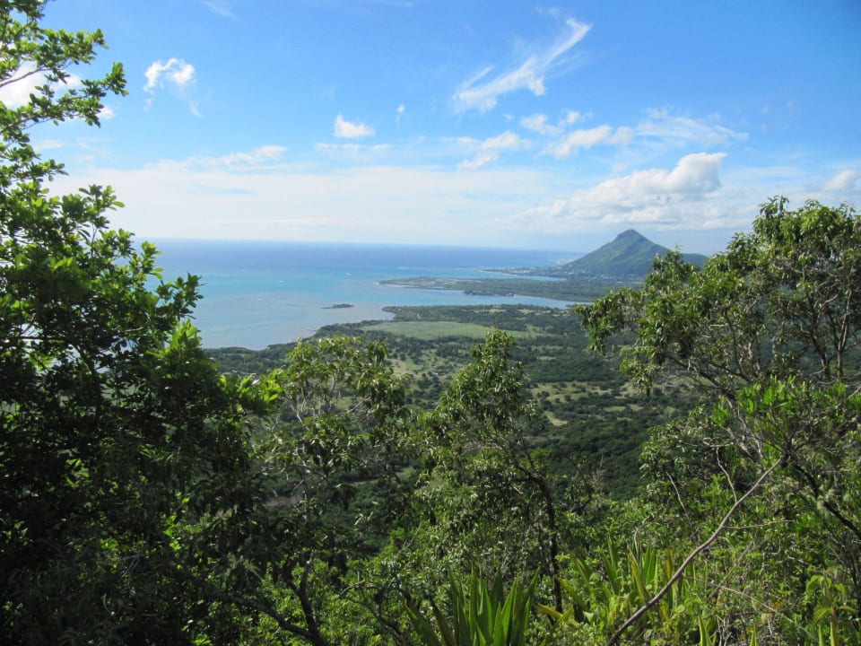 Rundumblick on top of Piton Riviere Noire Lakaz Chamarel Exclusive Lodge