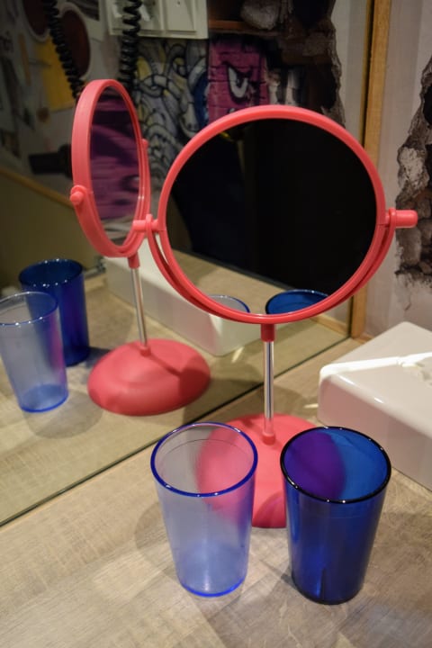 Zimmer Holiday Inn - the niu, Hide Berlin Friedrichshain