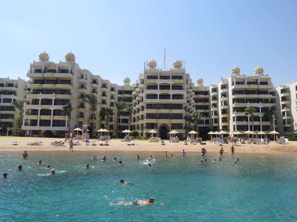 Главный фасад отеля SUNRISE Holidays Resort (Adults Only)
