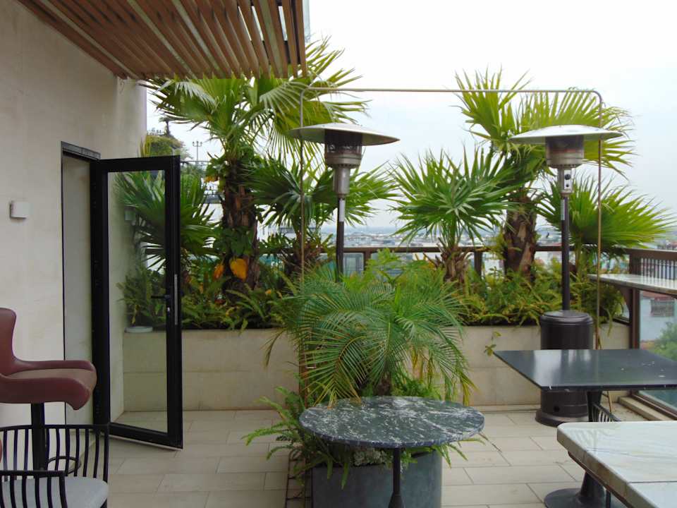 Gartenanlage La Passion Hanoi Hotel & Spa