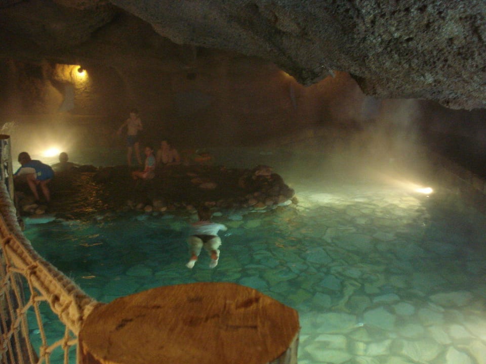 Amazon Water World Club Grand Side