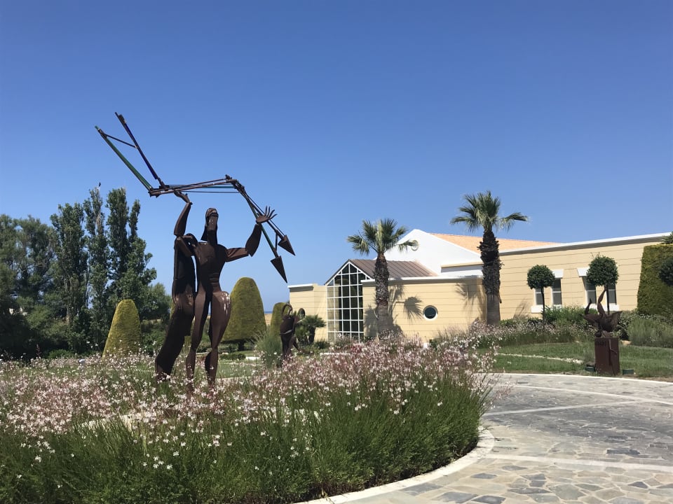 Gartenanlage Neptune Luxury Resort