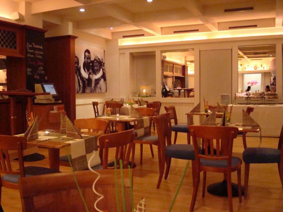 Die Bar "Paddock" im Abacco Abacco by Rilano