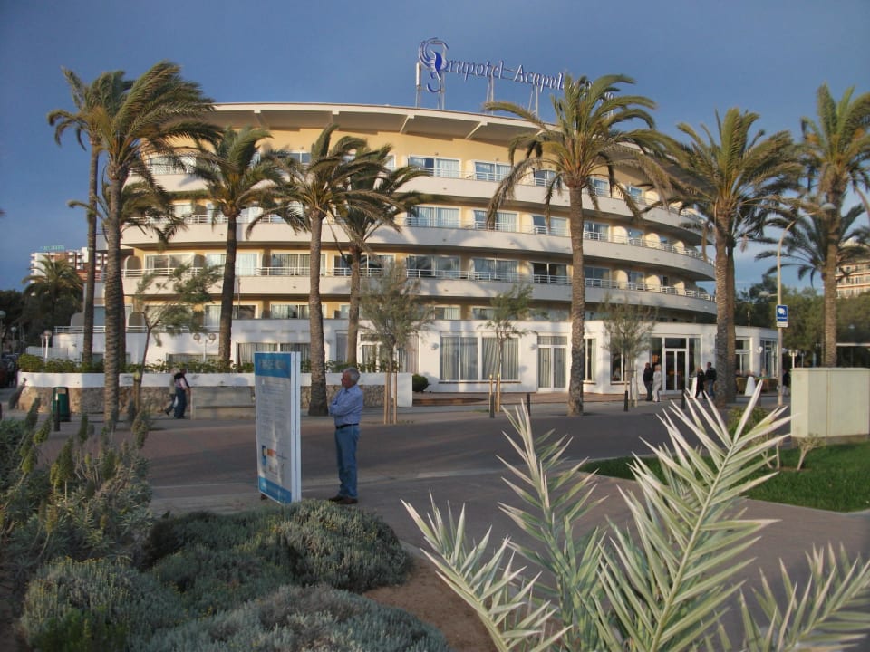 Ansicht vom Strand Grupotel Acapulco Playa - Adults Only