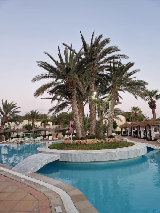 Pool TUI MAGIC LIFE Penelope Beach