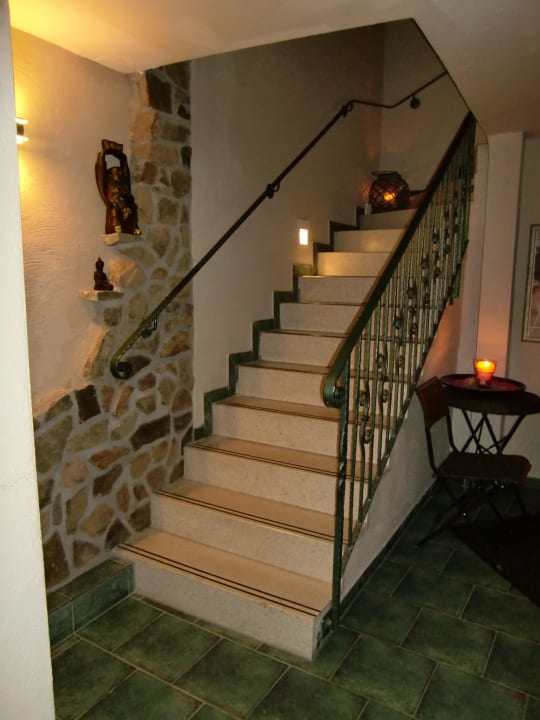 Eingangsbereich Spa-Wellness-Lounge Feriensuite Bali-Lounge