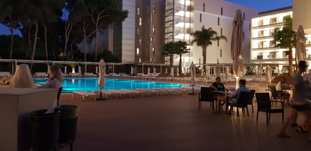 Pool Aubamar Bali
